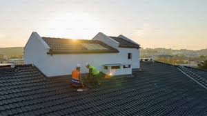 Best Roof Insulation Installation  in Twin Lakes, VA